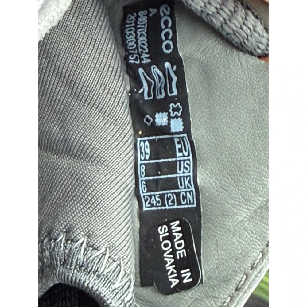 ECCO Exohike Low Gore-Tex Hiking‎ Shows Gray Nubuck Womens 39 US 8-8.5